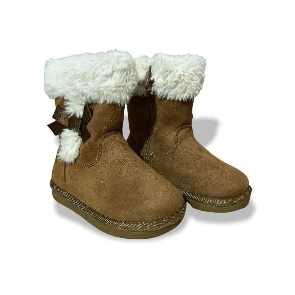 Khombu Kids Boots Size 7M Beige